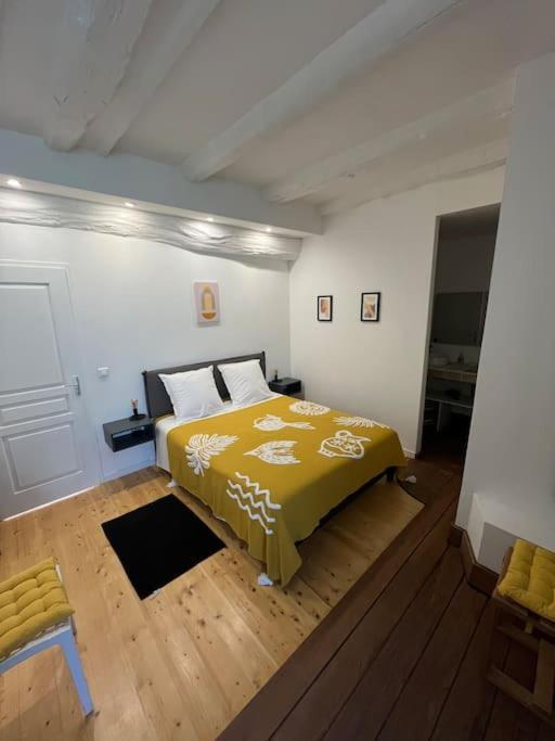 La Bastide Aux Iris - Les Capucines Apartman Villecroze Kültér fotó