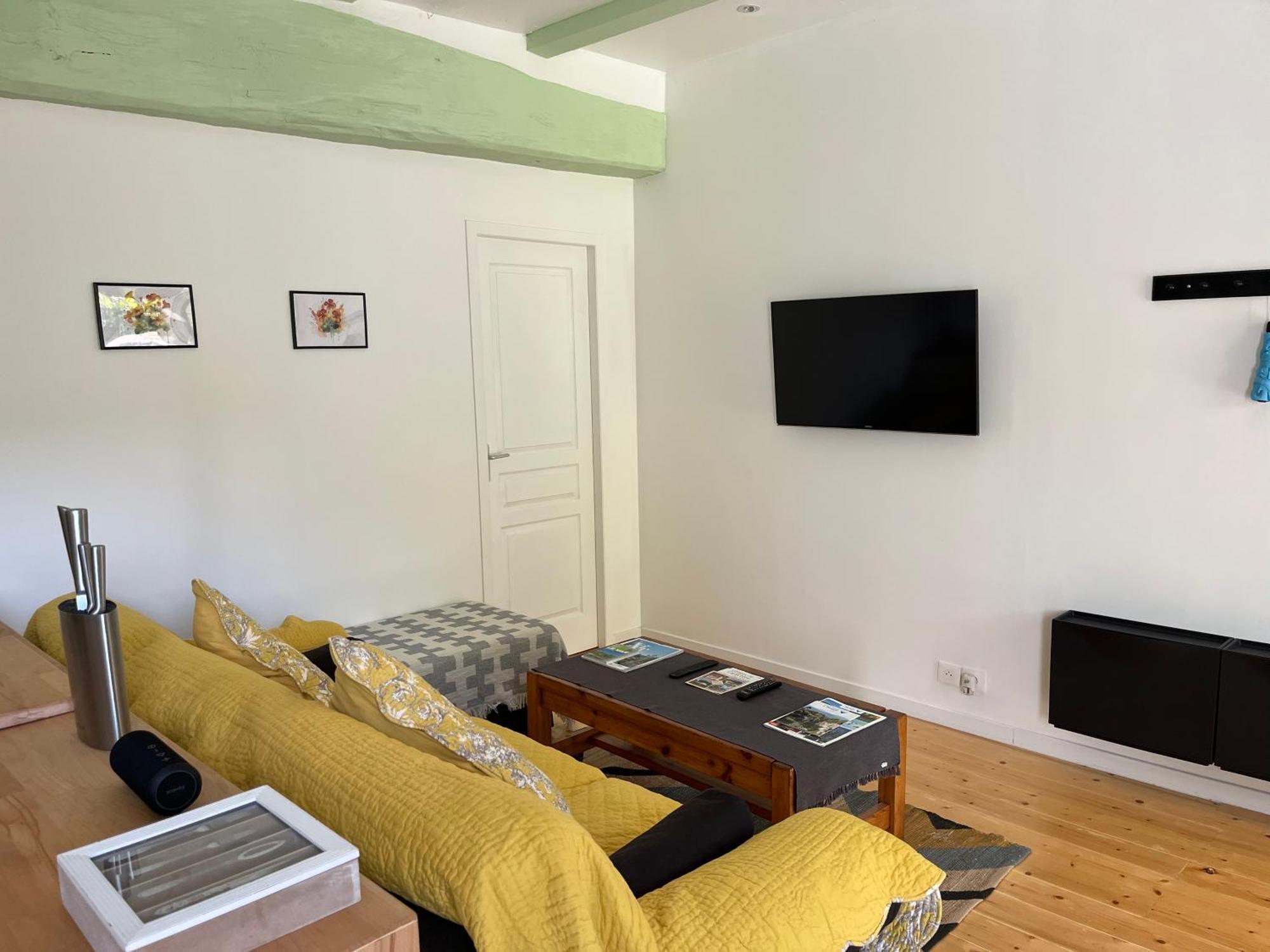 La Bastide Aux Iris - Les Capucines Apartman Villecroze Kültér fotó